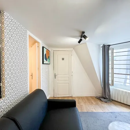 10 - Faubourg Bail Mobilite * Párizs