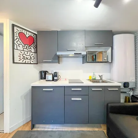 10 - Faubourg Bail Mobilite Apartment